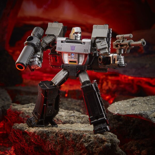 Transformers Kingdom Wave 2 Core Megatron  (1 of 77)